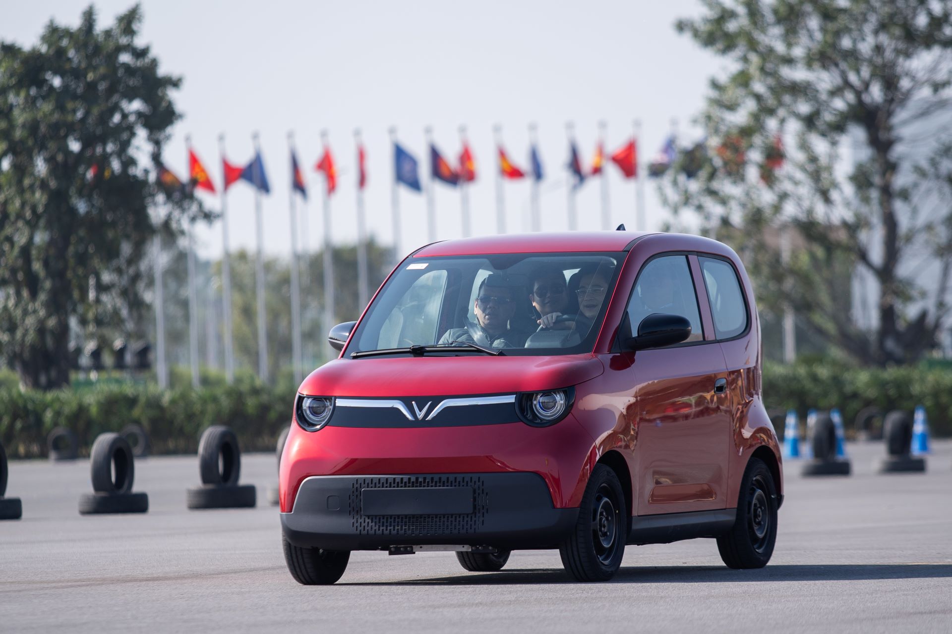 VinFast giới thiệu hệ sinh thái giao thông xanh toàn diện tại Vietnam Mobility Show 2025