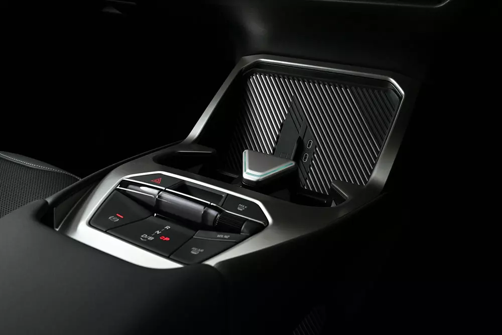 BMW iX3 lần đầu tiên đặt chân đến Đông Nam Á, giá từ 2,95 tỷ đồng - Ảnh 12.