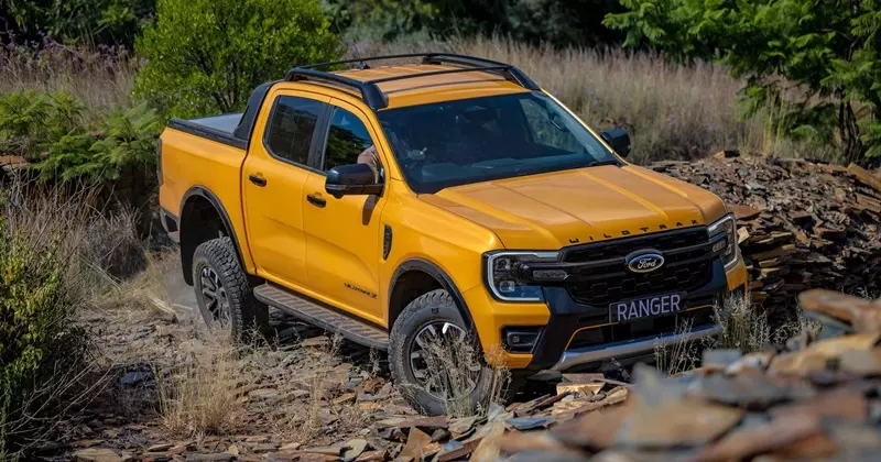 Ford Ranger Wildtrak X cập bến Đông Nam Á, dùng máy dầu V6, giá 1,2 tỷ đồng - Ảnh 1.