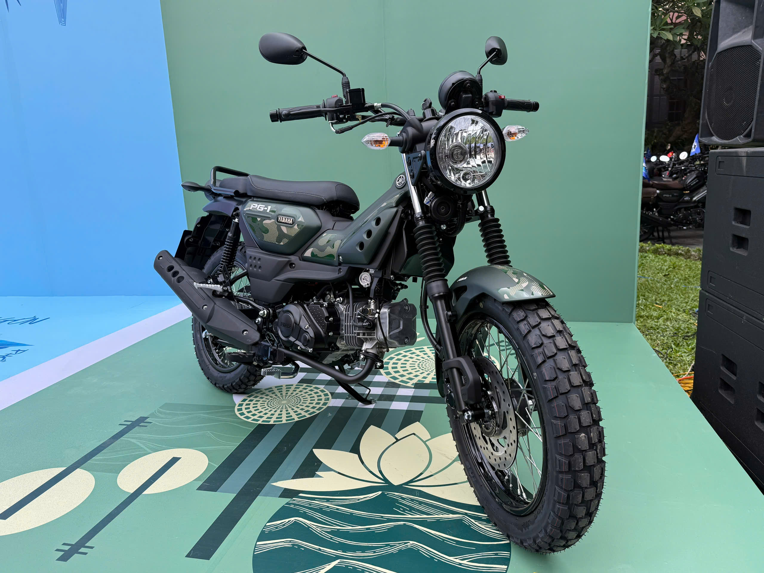 yamaha PG-1 camo9670872449_bdaf5c5a2dcc644092ebc18b282b0394.jpg