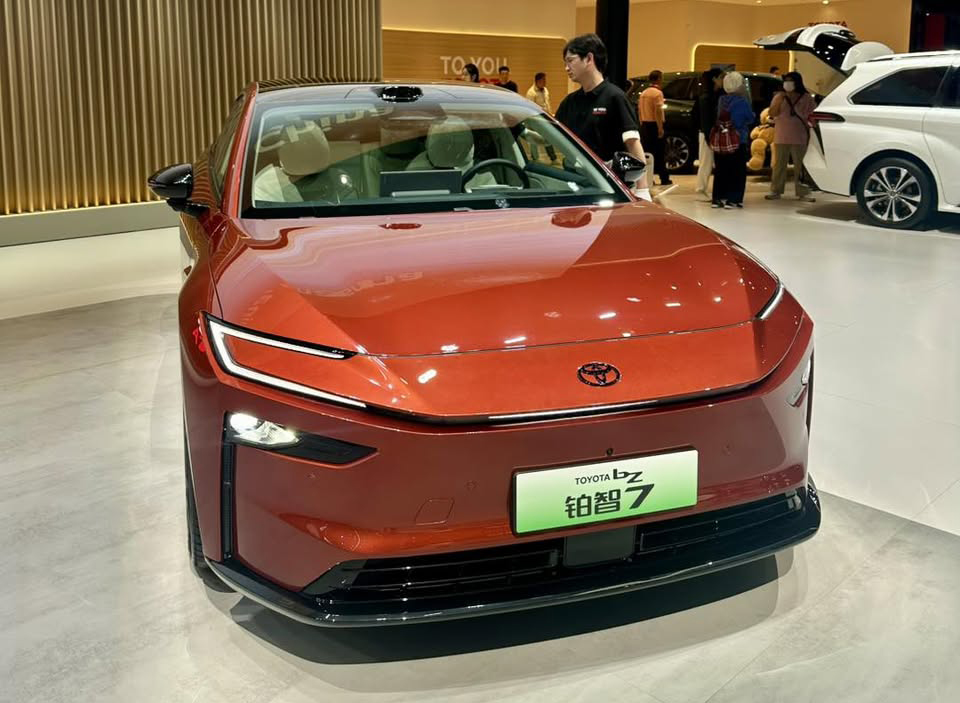 Toyota bZ7 – Xe Nhật hồn Trung Quốc…!