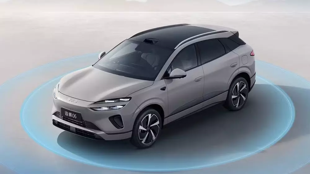 BYD Sealion 06 DM-i 2026 có thể chạy 310 km mà không tốn xăng