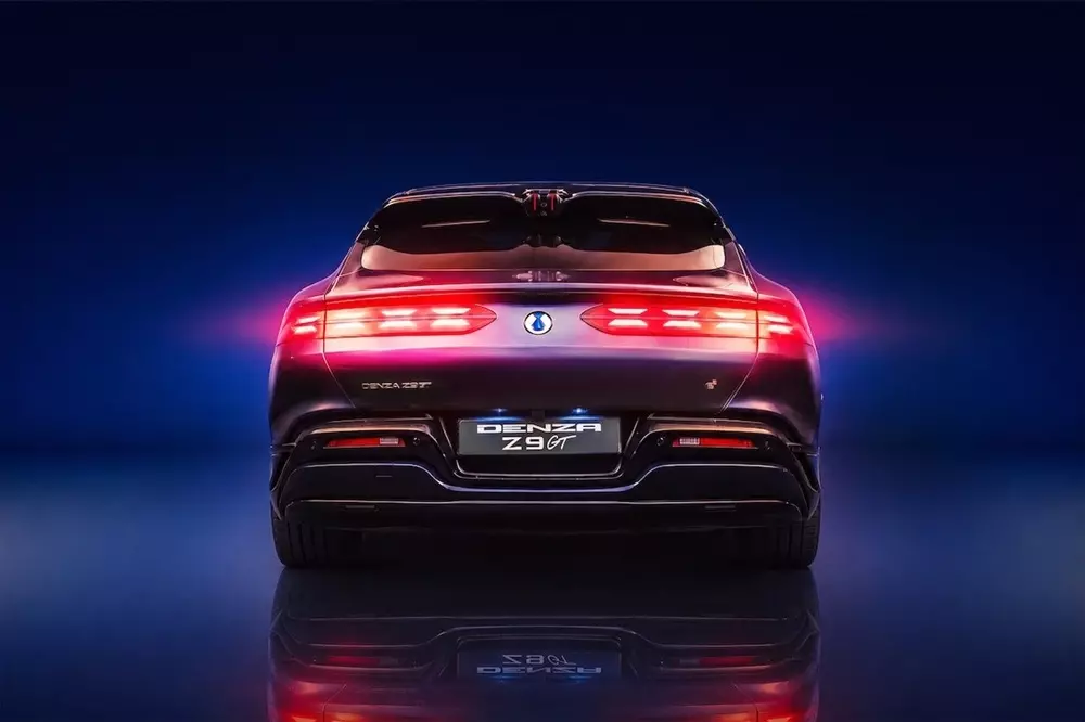 Chiếc BYD Denza Z9 GT này được chế tạo dành riêng cho sự kiện từ thiện Chiếc BYD Denza Z9 GT này được chế tạo dành riêng cho sự kiện từ thiện